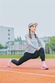 本菲卡旧将路易松晒照说在学习，照片显示他问AI足球总监职责